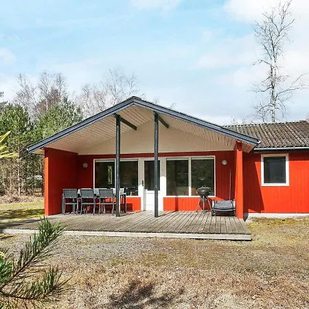 펜션 6 Person In Aakirkeby *