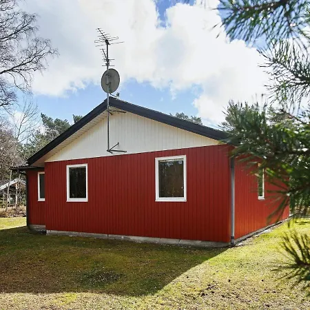 Ferienhaus 6 Person In Aakirkeby